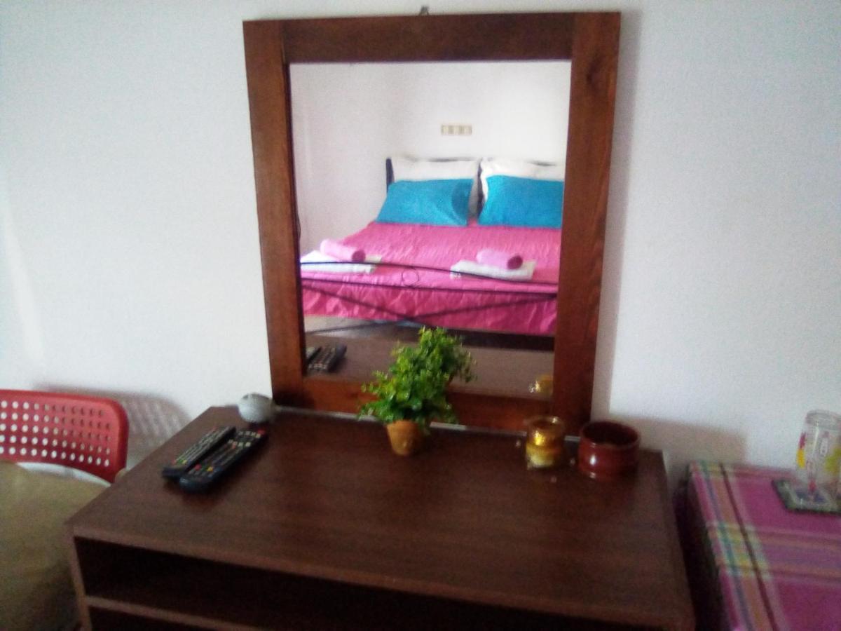 Nikos Rooms Лутра-Едіпсу Екстер'єр фото